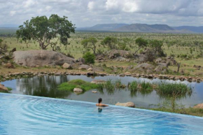 Гостиница Four Seasons Safari Lodge Serengeti  Robanda